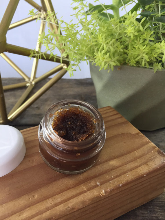 ORGANICS Chocolate Lip Scrub Flaky Chapped Lips